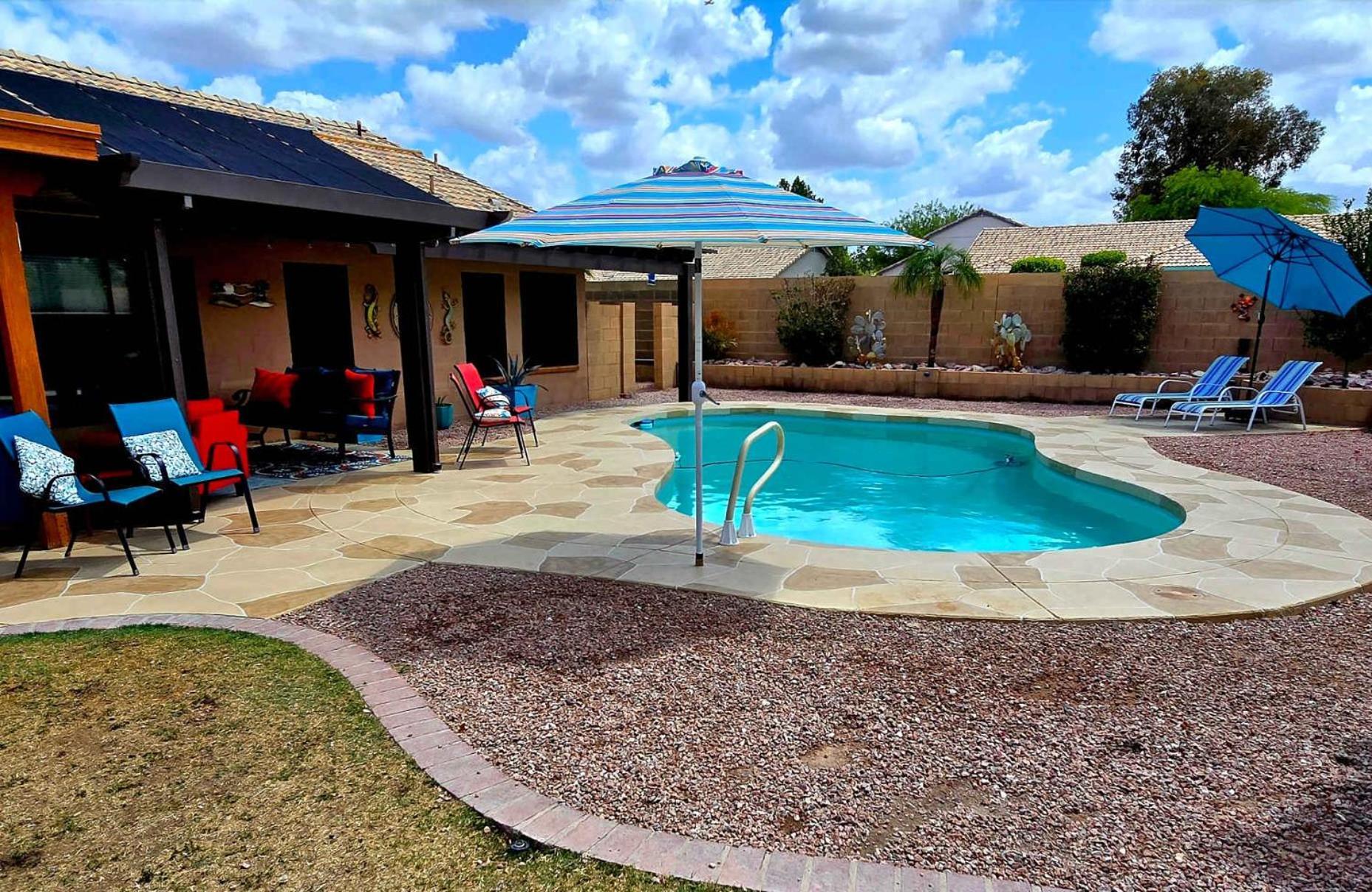 Cozy Home With Pool, Fire Table, Bbq, Rv Parking Mesa Esterno foto